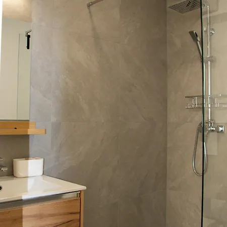 アパート Alpen Sky ラートシュタット